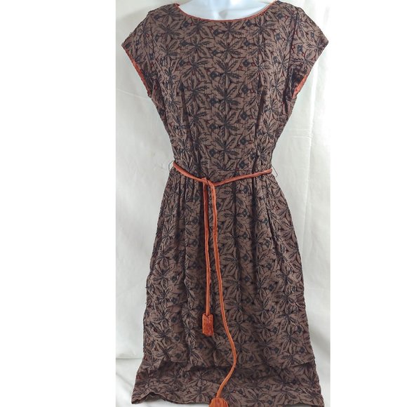 Vintage Brown and Black Floral Eyelet Dress Short Sleeve Lined with Satin Belt - Picture 1 of 15